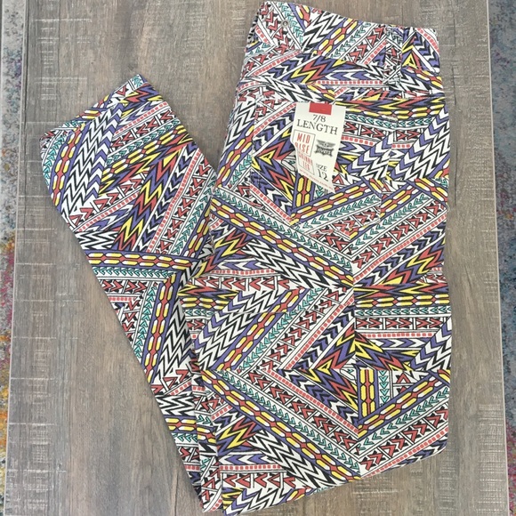 Colorful Mid-Rise 7/8 Length Skinny Leg Jeans - Picture 1 of 3